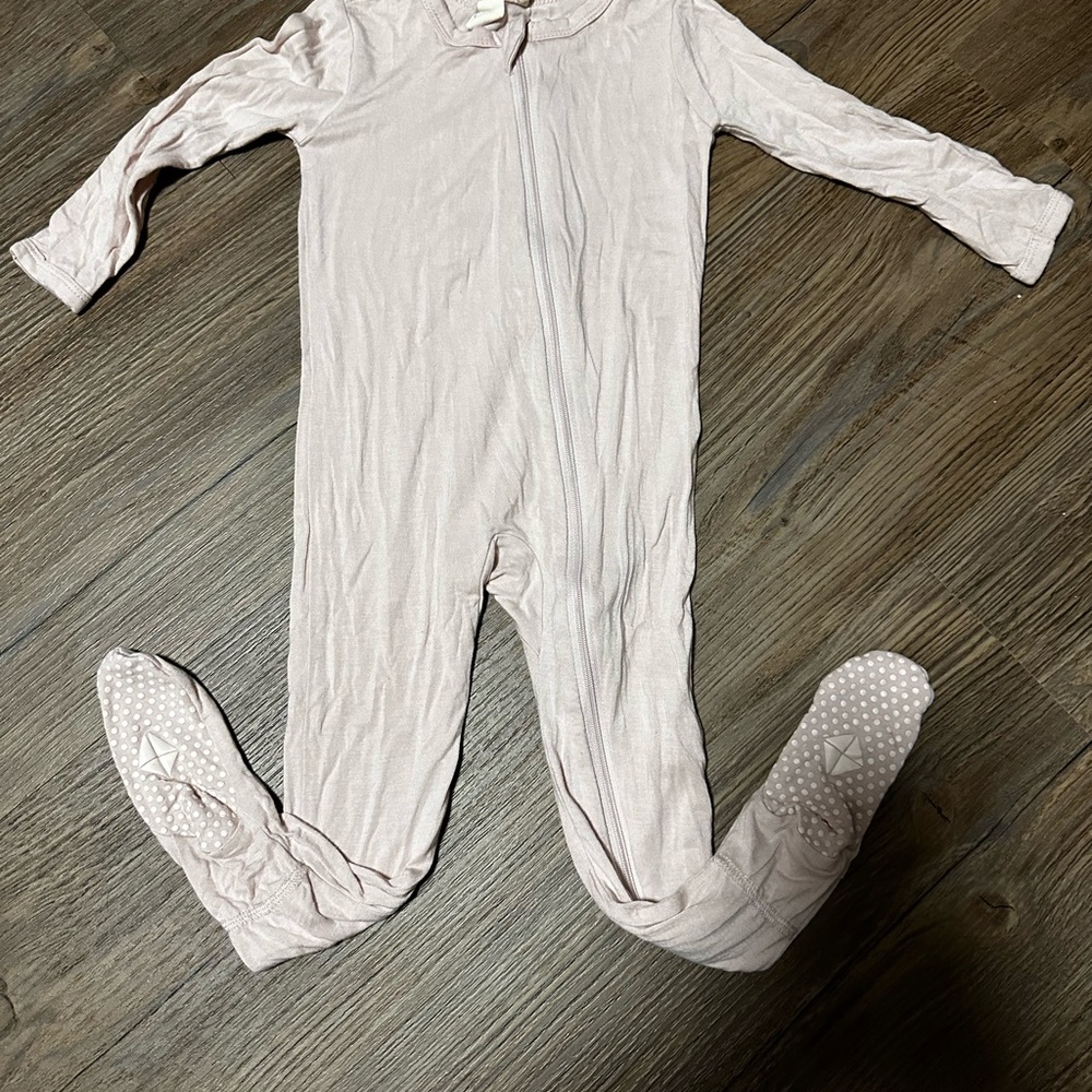 (3 for $33) Kyte Baby Zippered Blush Footie